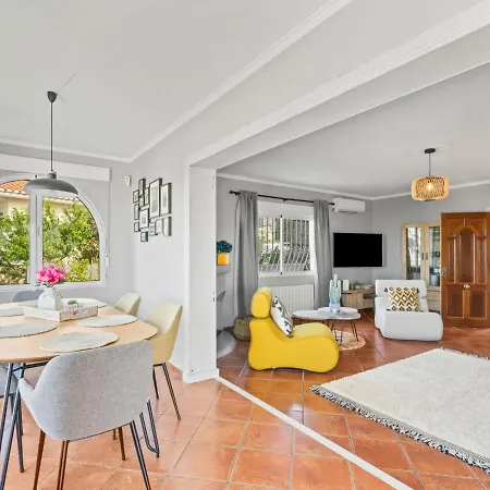 La Colina By Interhome 빌라